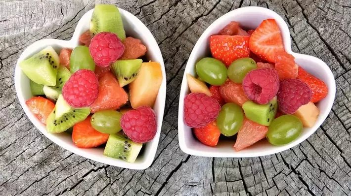 Obst und Beeren richtige Ernährung zur Gewichtsreduktion